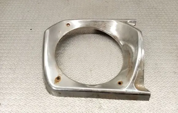 GAZ 24-10 Under headlight/headlamp trim 