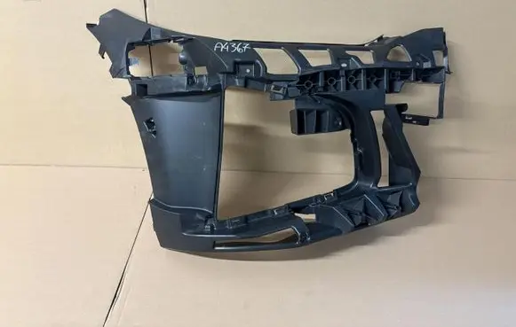 BMW 4 G22 G23 G24 G26 Front bumper mounting bracket 8078612
