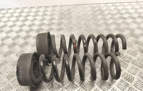 Mercedes-Benz E W212 Rear coil spring A2123260367