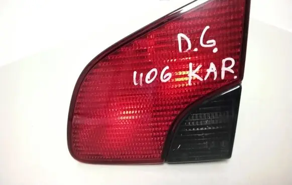 Peugeot 406 Tailgate rear/tail lights E95108 0200