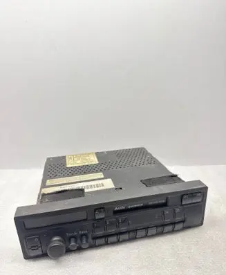 Audi A6 S6 C4 4A Radio/CD/DVD/GPS head unit 4D0035186 7644858380 AUZ1Z3V8844175