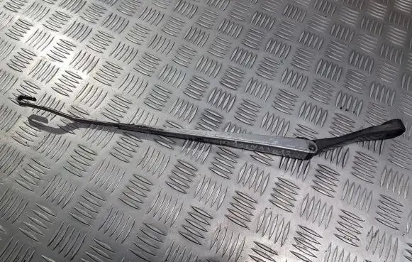 Nissan Almera Front wiper blade arm c5434