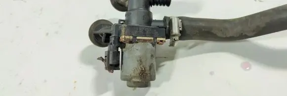 BMW 3 E46 Coolant heater control valve 64118369805 1147412144