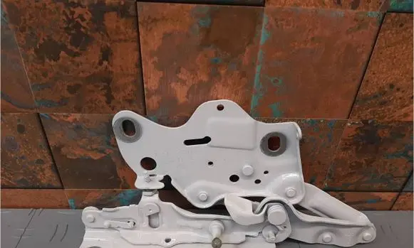 BMW X5 G05 Engine bonnet/hood hinges 7418201 9477741
