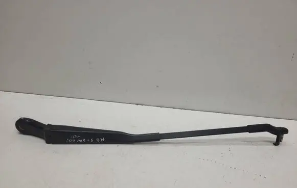 Mercedes-Benz S W220 Front wiper blade arm A2208201744