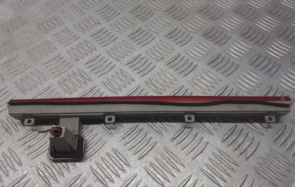 Mercedes-Benz C W203 Third/center stoplight A2038200356