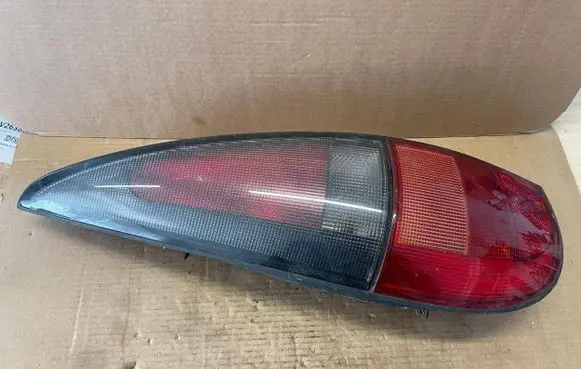 Renault Laguna I Rear/tail lights
