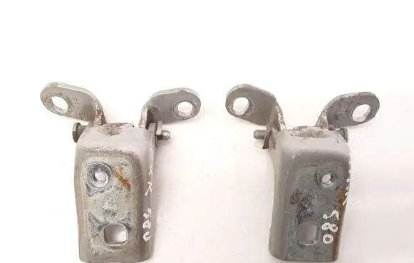 Mazda Tribute Front door hinge set 