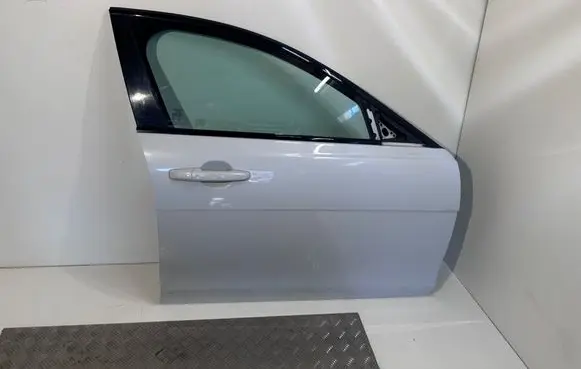 Jaguar XE Front door