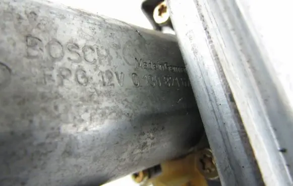 Mercedes-Benz A W168 Front window lifting mechanism without motor 0130821672