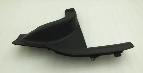 Hyundai Kona I Rear sill trim cover 85885K4000