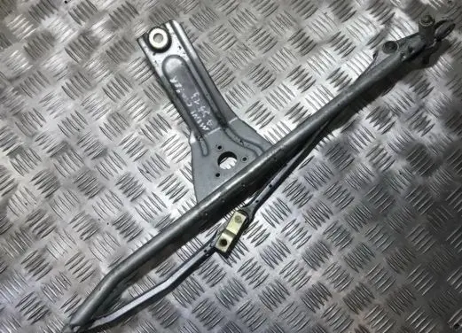 Mini One - Cooper R50 - 53 Front wiper linkage and motor 54510311 dkd100580