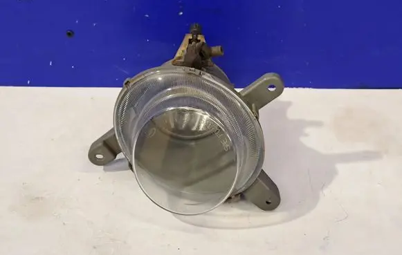 Volvo S60 Front fog light 8693336