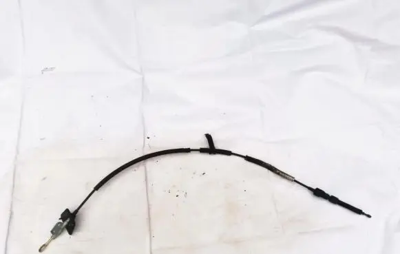 Handbrake/parking brake wiring cable