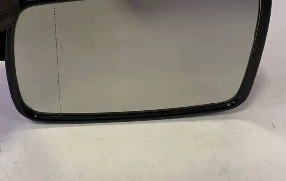 BMW 7 E65 E66 Wing mirror glass A3324590