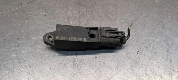 Mercedes-Benz E W211 Airbag deployment crash/impact sensor 0028202726