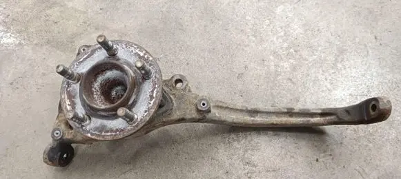 Lancia Thema Front wheel hub spindle knuckle 05168402AC