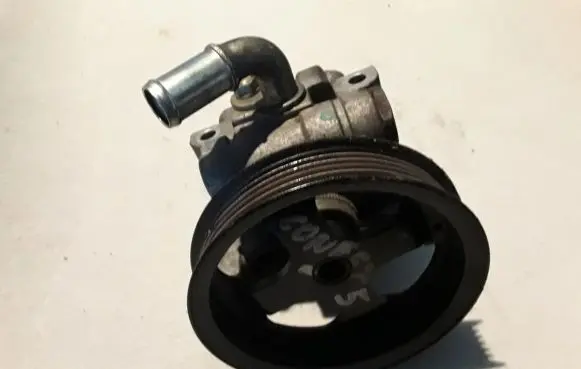 Ford Connect Power steering pump 2T143A696AJ
