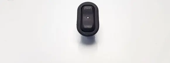 Opel Zafira A Electric window control switch 90561388