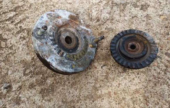 Alfa Romeo 166 Front upper strut mount 