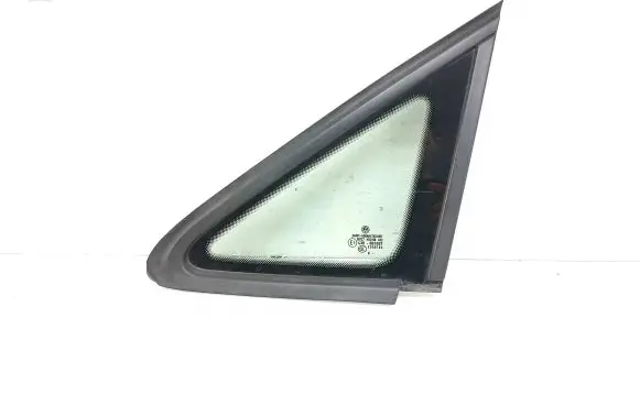 Volkswagen Caddy Front triangle window/glass 43R001057 E000104
