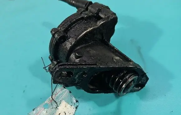 Volkswagen Transporter - Caravelle T4 Vacuum pump 074145100A IMPRK1516006