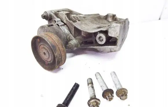 Opel Astra G Generator/alternator bracket 