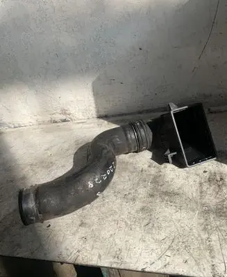 Mercedes-Benz E W211 Intercooler hose/pipe
