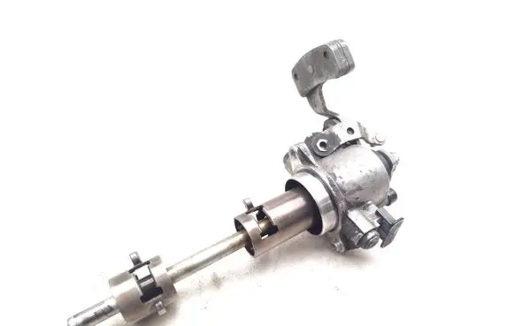 Opel Zafira B Gear selector/shifter in gearbox 55582312