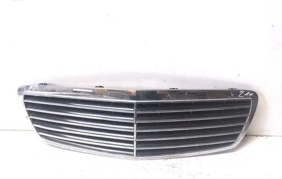 Mercedes-Benz E W211 Front grill A2118800583