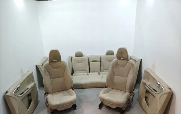 Volvo XC60 Seat set 
