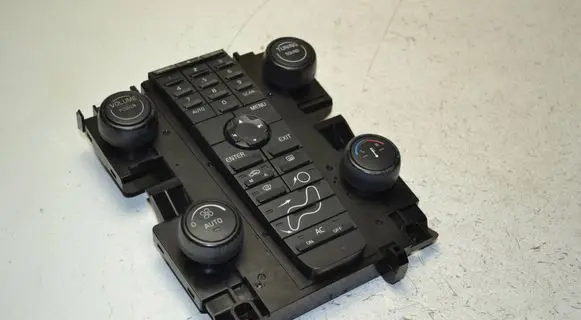 Volvo V50 Climate control unit 30737669 05W16T