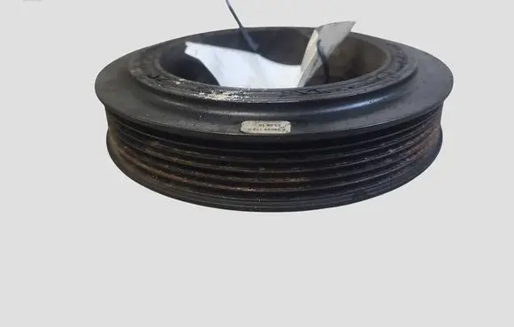 Opel Zafira B Crankshaft pulley 898039173
