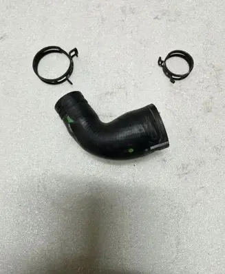 Dodge Durango EGR valve line/pipe/hose 1520018985AD