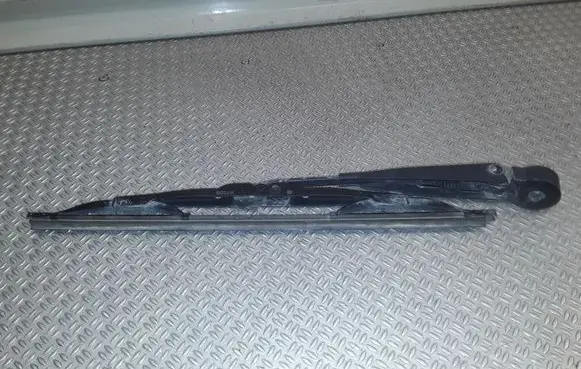Dodge Caliber Rear wiper blade 