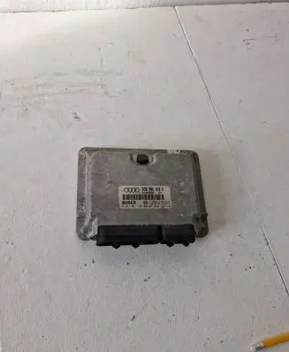 Audi A4 S4 B5 8D Engine control unit/module 038906018R 28SA3407 0281001726