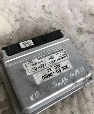 KIA Rio Engine control unit/module 39110