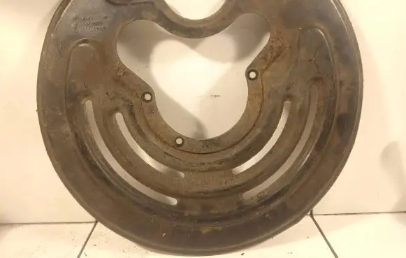 Opel Vivaro Rear brake disc plate dust cover 8200741200 93860867