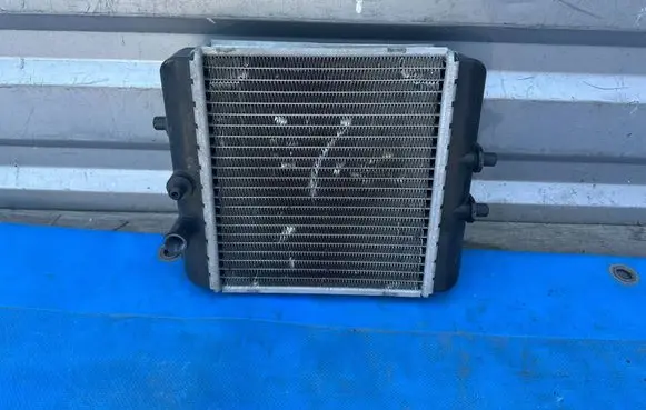 Audi A4 S4 B9 8W Coolant radiator 8W0121212F 1101445501