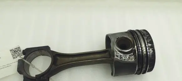 Audi A1 Piston with connecting rod 03LA