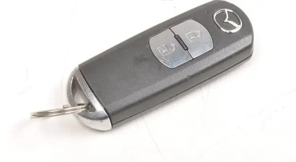 Mazda 2 Ignition key/card SKE13E01