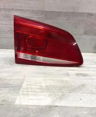 Volkswagen PASSAT B7 Tailgate rear/tail lights 3AF945093J 605511