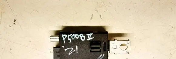 Peugeot 5008 II Aerial antenna amplifier 9829041180