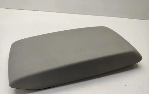 Chrysler 300 - 300C Armrest P1057280XDBAC