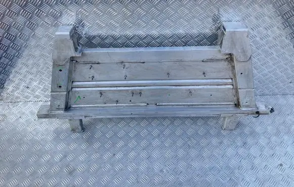 Volvo C40 Front axle beam 32333818