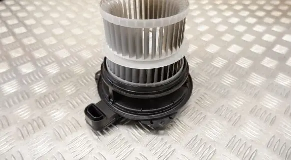 Toyota Highlander XU70 Heater fan/blower 871030E100
