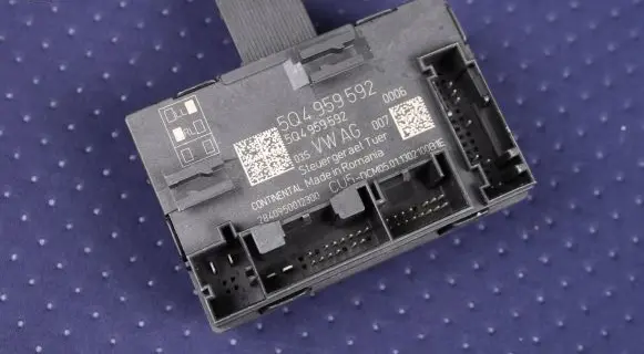 Volkswagen Golf VII Door control unit/module 5Q4959592
