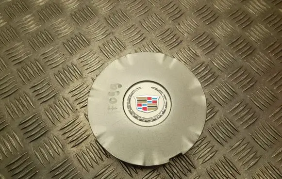 Cadillac SRX Wheel nut cap/cover 9599024
