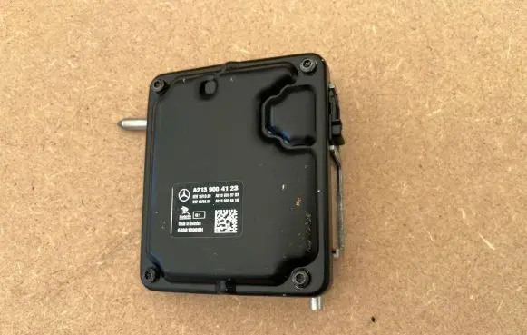 Mercedes-Benz Sprinter W907 W910 Windshield/windscreen camera A2139004123