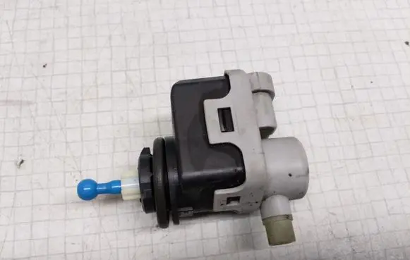 Renault Laguna I Headlight level adjustment motor 7700420737 00787844